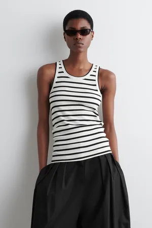 COS Geripptes Tanktop