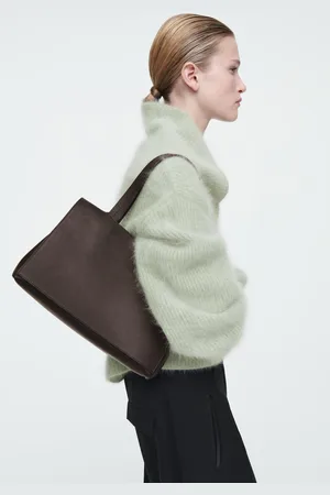 COS Die Kleine Tote Bag Mit Klappe Aus Leder