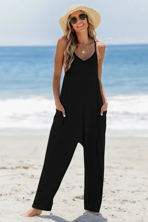 Cupshe Schwarzer ärmelloser Jumpsuit mit Rundhalsausschnitt