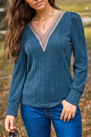 Cupshe Marineblaues Langarm-Top mit V-Ausschnitt und Puffschulter