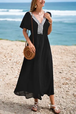 Cupshe Schwarzes Maxi-Strandkleid mit Taillenband