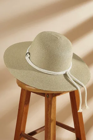 Cupshe Strohhut mit maritimem Kordelband
