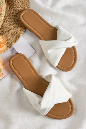 Cupshe Weiße Sandalen aus glattem Lederimitat