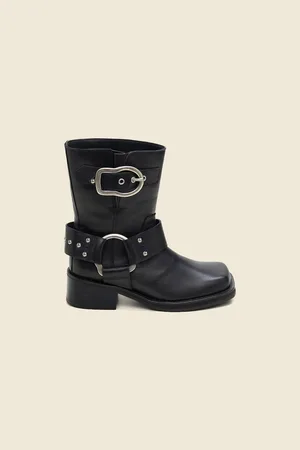 Dorothee Schumacher Kurzer Bikerboot mit Signature-Schließe