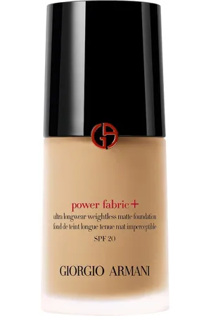 Giorgio Armani Power Fabric + Longwear High Coverage Foundation 30 ml Nr. 4.5 (2099.67 € / 1 l)