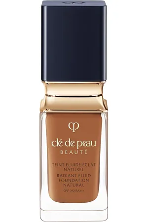 Cle de Peau Beaute Radiant Fluid Natural Foundation 35 ml O90 (4742.57 € / 1 l)