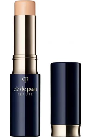 Cle de Peau Beaute Concealer 5 g Almond (14600 € / 1 kg)