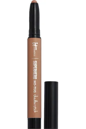 IT COSMETICS SUPERHERO™ Superhero No Tug Eye Transforming Shadow Stick + Primer Lidschatten 1,5 g Though Tan (16000 € / 1 kg)