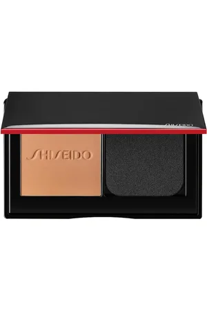 Shiseido SILK (3899 € / 1 kg)