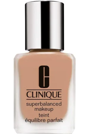 Clinique Porcelain Beige (1486.33 € / 1 l)
