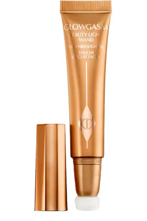 Charlotte Tilbury Glowgasm Beauty Light Wand Highlighter 12 ml Goldgasm (3499.17 € / 1 l)
