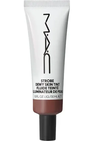 Mac Strobe Dewy Skin Tint BB- & CC-Cream 30 ml Rich 2 (1500 € / 1 l)