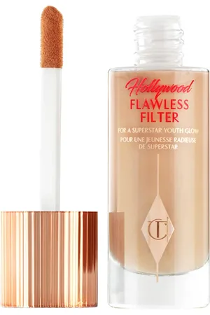 Charlotte Tilbury Medium (1866.33 € / 1 l)