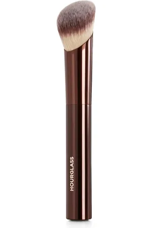 Hourglass Brush Foundationpinsel 1 ct (59 € / 1 ct)