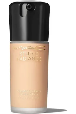 Mac Studio Radiance Serum Powdered Foundation 30 ml N11 (1733.33 € / 1 l)