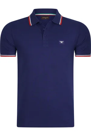 Cappuccino Italia Herren-Poloshirt der Marke . Die Poloshirts von bestehen aus Baumwolle und Polyester und haben eine normale Passform. Die weiche Baumwolle sorgt für hohen Tragekomfort. Marke: Modellname: Polo Applique PiqueKategorie: Poloshirts für HerrenM