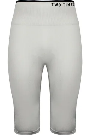 2XU Engineered Hi-Rise Womens Beige/Black Shorts