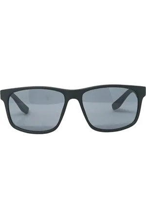 Calvin Klein CK19539S 001 Schwarze Sonnenbrille