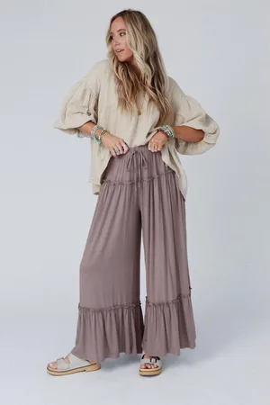 Azura Exchange – Gestufte Hose mit weitem Bein