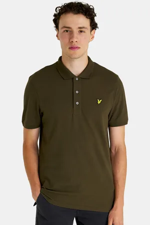 Lyle & Scott Als ultimative Stilikone von steht unser einfarbiges Poloshirt seit Jahrzehnten an der Spitze der Mode. Erhältlich in einer Vielzahl von Farben und hergestellt aus einer leichten, weichen Baumwollmischung, sind unsere Polos ein Muss für jed