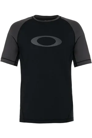 Oakley Kurzarm Crew Neck Schwarze Herren Rashguard Lycra T-Shirt 482399 02e