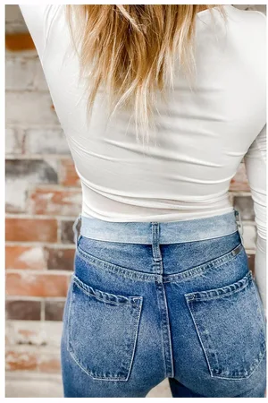 Azura Exchange Damen Allure Langärmliger Netz-Bodysuit in
