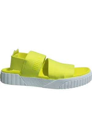 PUMA Cali x Selena Gomez Frauengelbe Sandalen