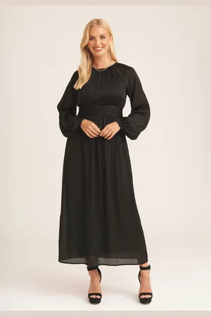 Gini London Maxi mit Rundhalsausschnitt und geraffter Taille