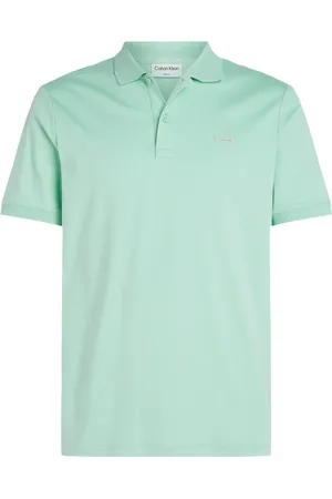 Calvin Klein Herren-Poloshirt der Marke . Die Polos von sind aus 100% Bio-Baumwolle und haben eine schmale Passform. Die weiche Baumwolle sorgt für hohen Tragekomfort. Marke: Modellname: Liquid Touch Slim PoloKategorie: Herren-PoloMaterialien: Bio-Baumw
