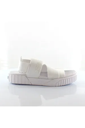 PUMA Cali x Selena Gomez Frauen weiße Sandalen