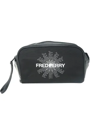 Fred Perry Kulturbeutel mit Grafikdruck, schwarze Tasche