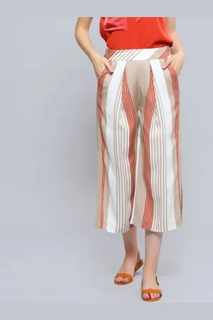 Smart & Joy Caprihose mit Streifendruck und Falten