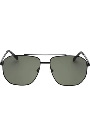 Guess Mattschwarze Sonnenbrille mit grünen Gläsern