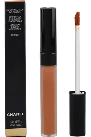 CHANEL Le Correcteur Longwear Colour Concealer.