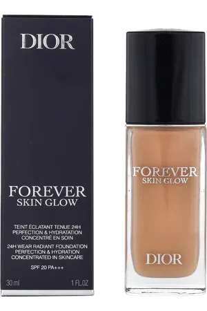 Dior Dior Forever Skin Glow 24H Wear Radiant Foundation SPF20.
