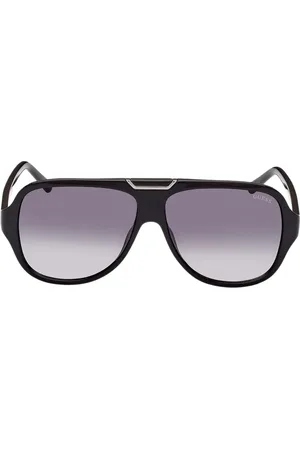 Guess Sonnenbrille mit Farbverlauf und rauchfarbenen Gläsern in glänzendem