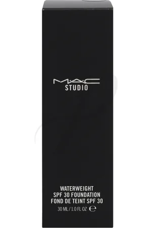 Mac Studio Waterweight SPF30 Foundation - NW22 - 30ml