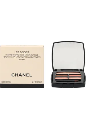 CHANEL Les Beiges Healthy Glow Natural Eyeshadow Palette.
