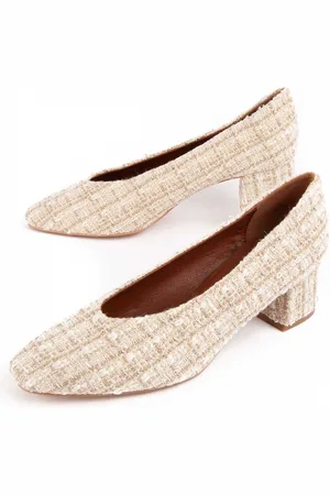 Montevita Beigefarbener Schuh mit Absatz von Nussia