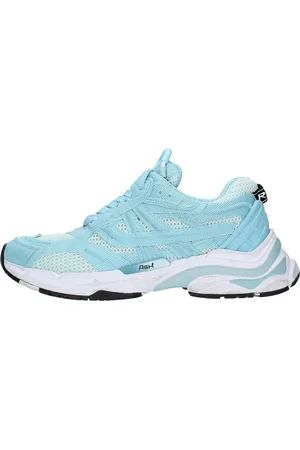 Ash Hellblaue Turnschuhe