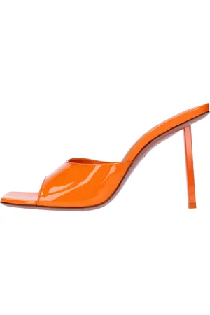 Amina Muaddi Sandalen Orange