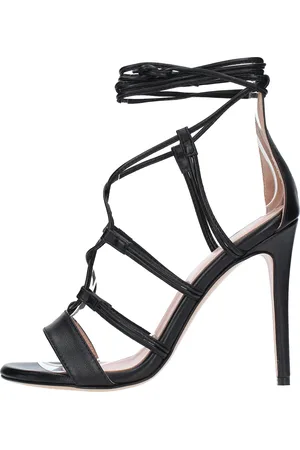 ANNA F. Schwarze Sandalen