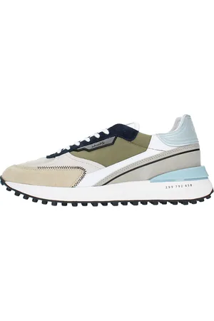 D.A.T.E. BEI IHNEN. Mehrfarbige Turnschuhe