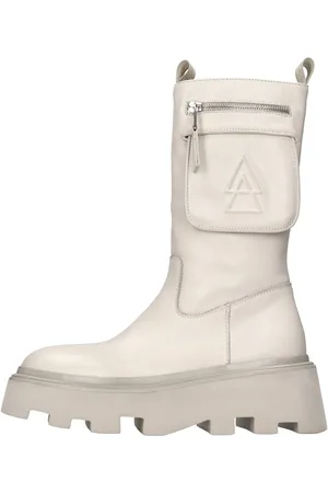 Elena Iachi WeiBe Stiefel