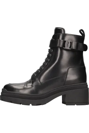 Salvatore Ferragamo Stiefel Schwarz