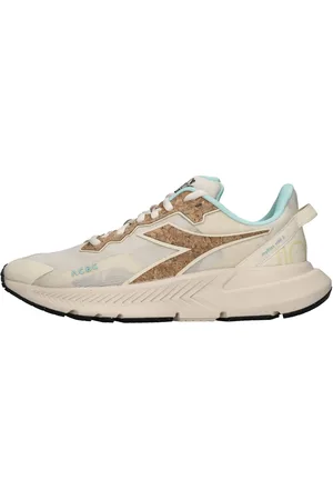 Diadora Beige Sneakers