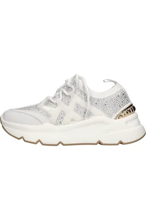 Emanuélle vee WeiBe Sneaker