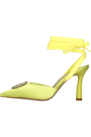 Emanuélle vee Schuhe mit grunem Absatz