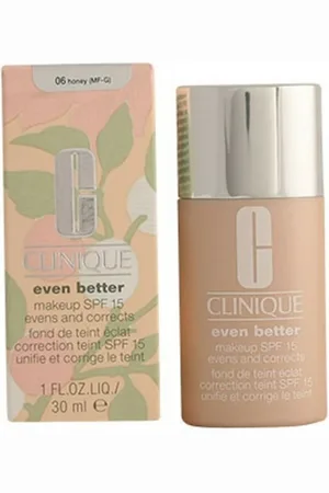 Clinique Antiflecken Make-up Even Better (30 ml)