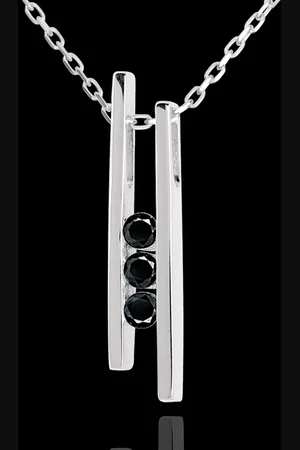 Edenly Collier Stimmgabel Trilogie in - 3 Diamanten